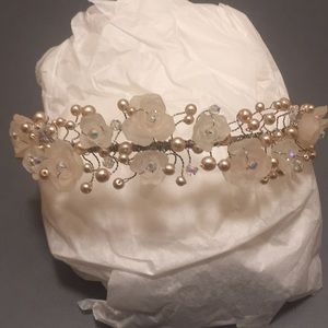 SOLD Gorgeous Vintage Style Tiara